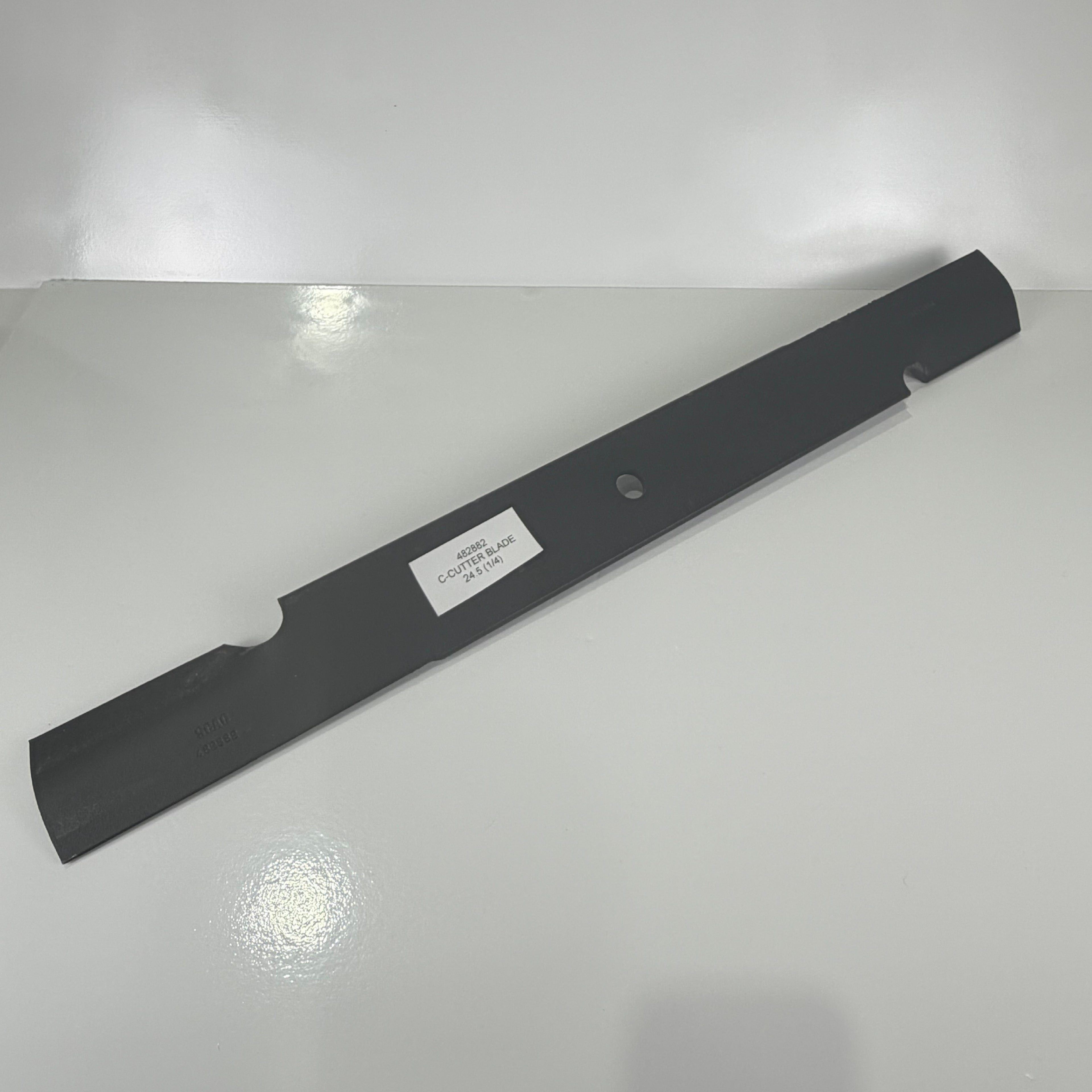 SCAG  482882 - CUTTER BLADE 24.5 (1/4)