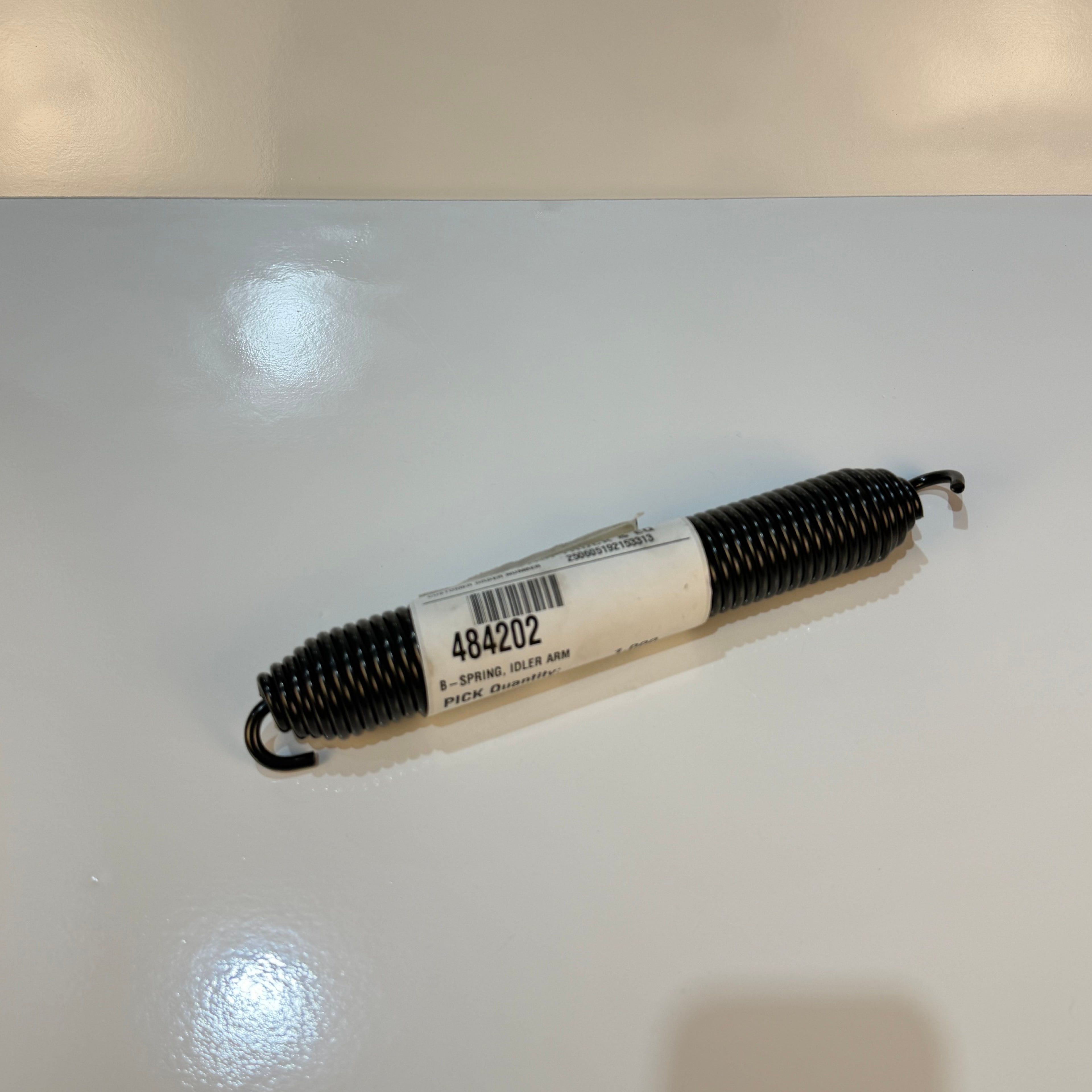 SCAG  484202 - SPRING IDLER ARM