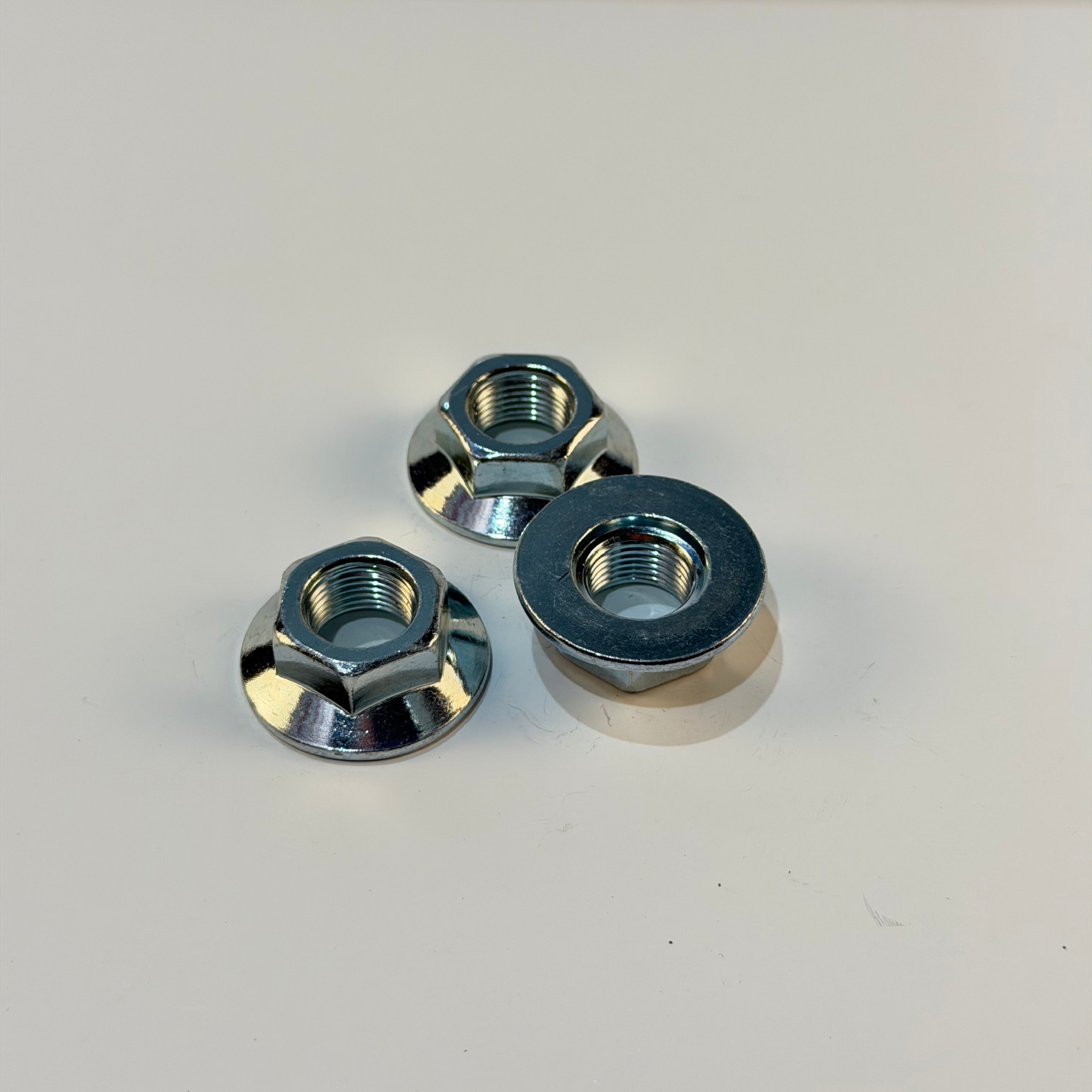 Cub Cadet  712-05134 - FLANGE NUT 5/8-18