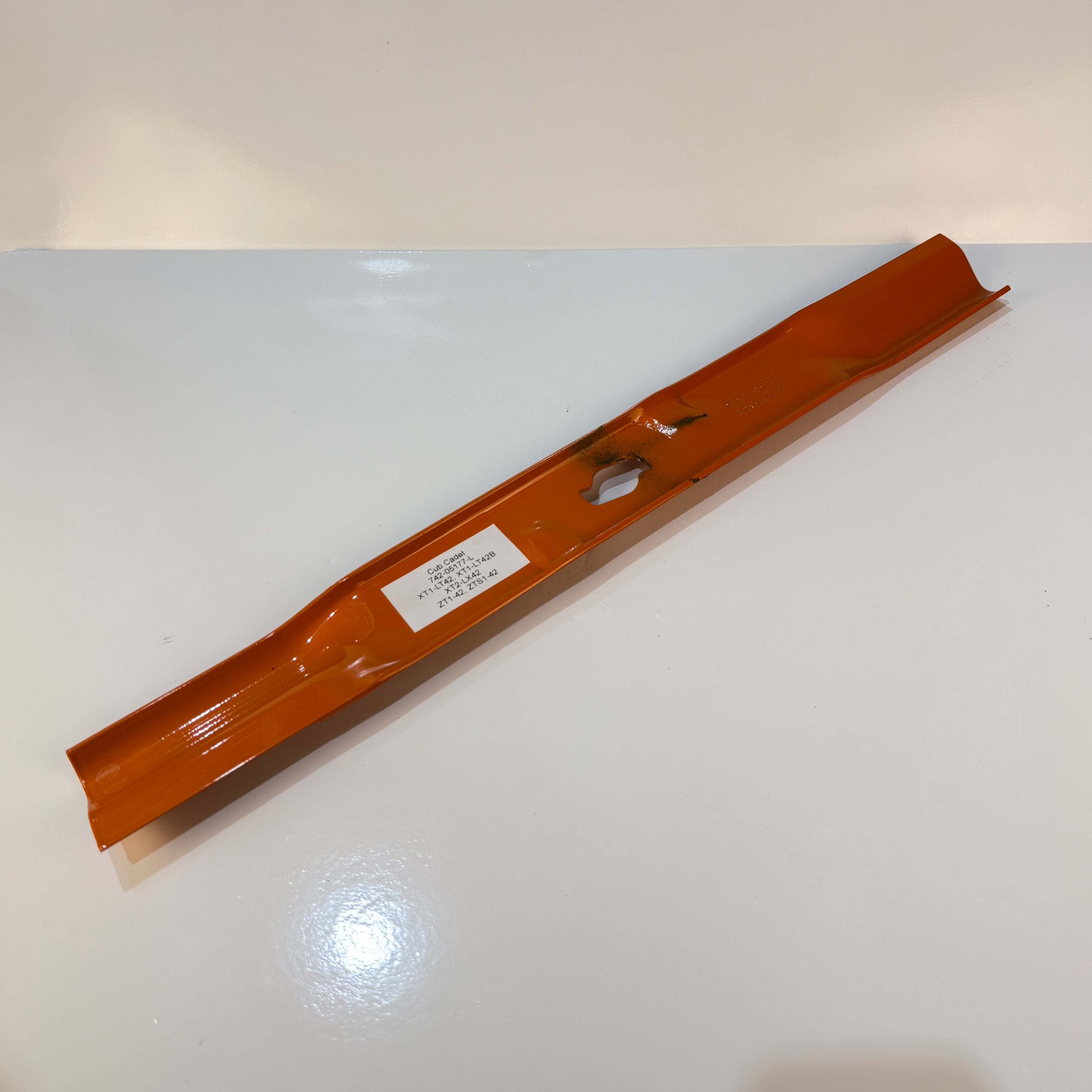 Cub Cadet 742P05177-L - LOW LIFT BLADE FOR 42" CUTTING DECKS