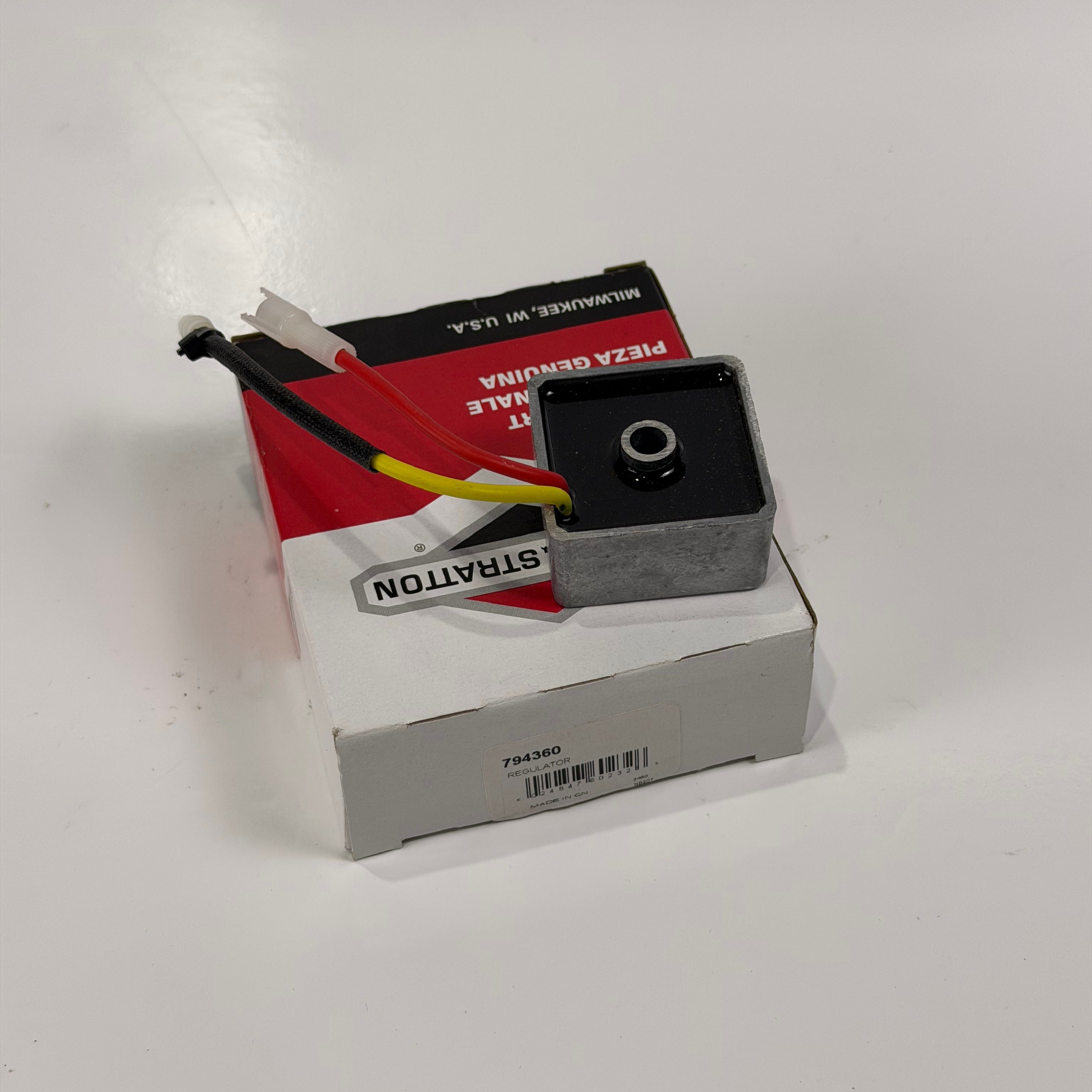 BRIGGS & STRATTON 794360 - REGULATOR