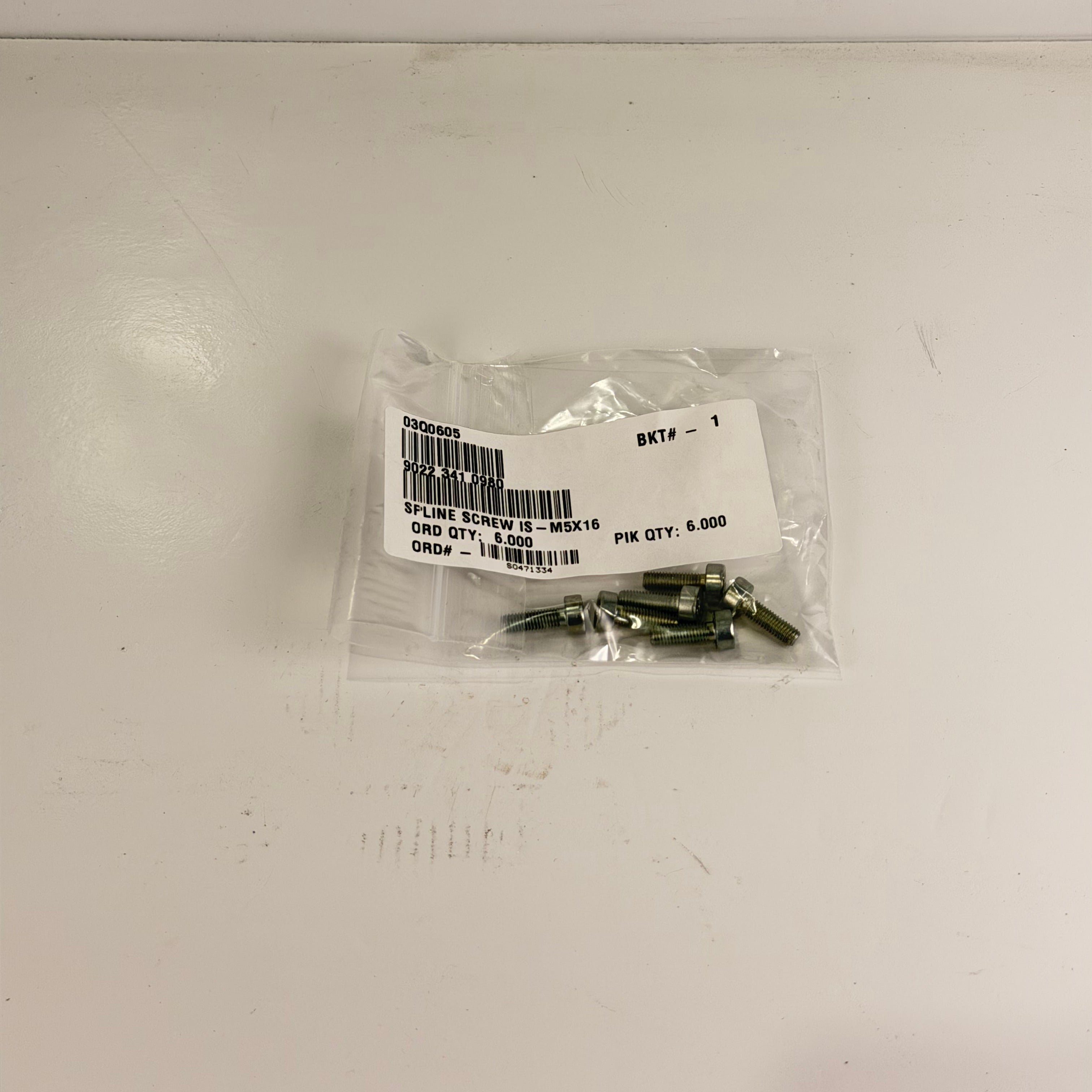 Stihl 9022 341 0980 - SPLINE SCREW IS-M5X16
