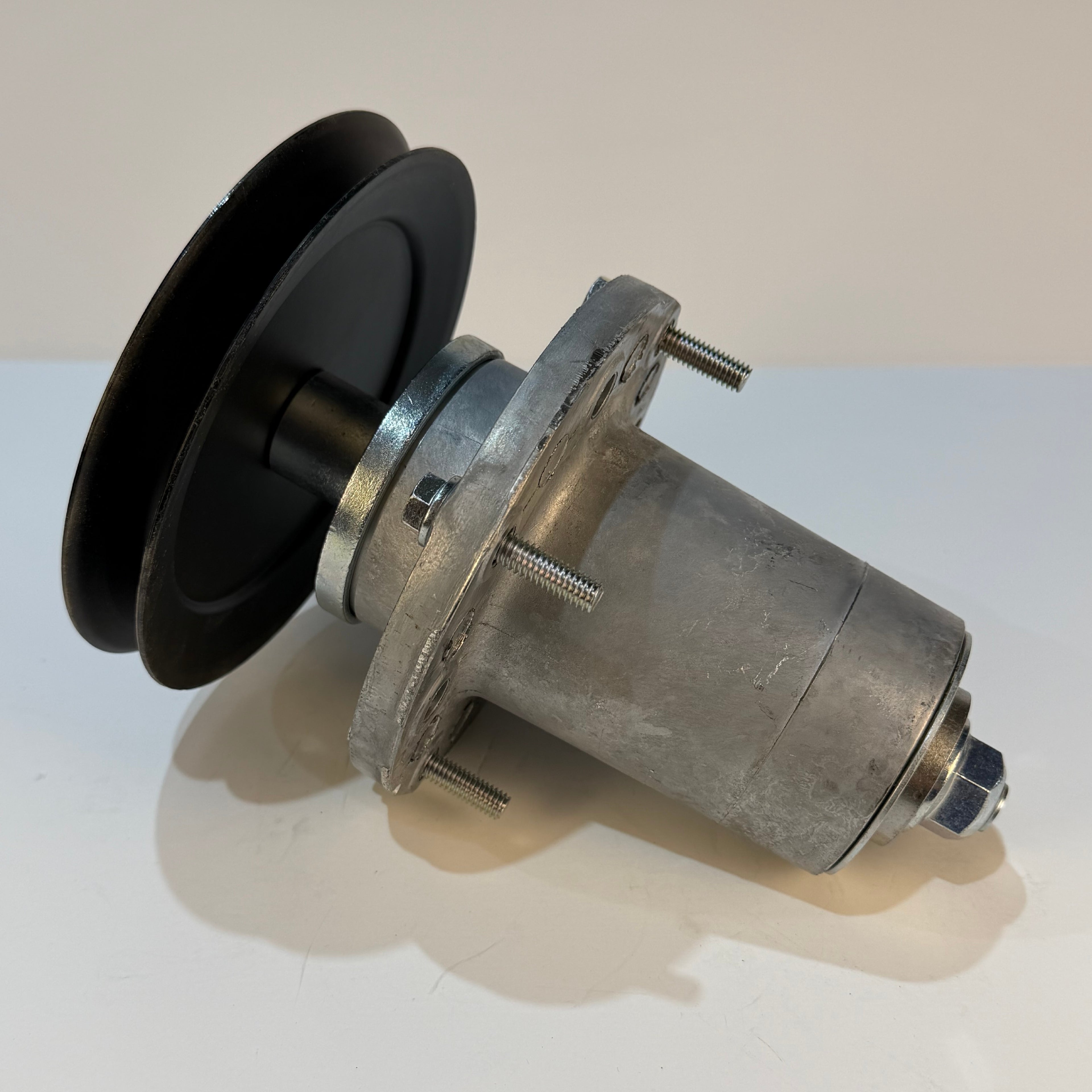 Cub Cadet  918-07386A - SPINDLE ASSEMBLY