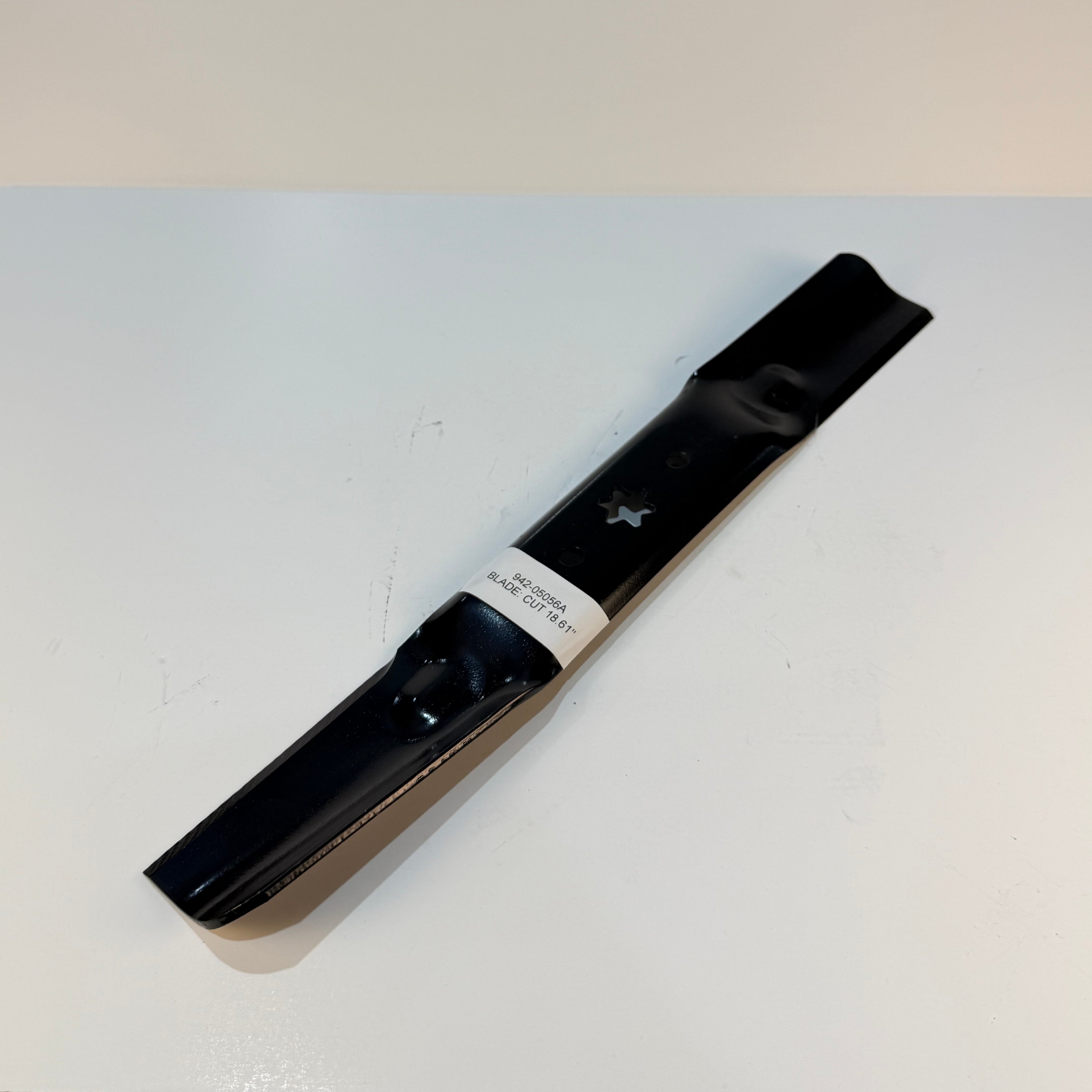 Cub Cadet 942-05056A - 2-IN-1 BLADE FOR 54" CUTTING DECKS